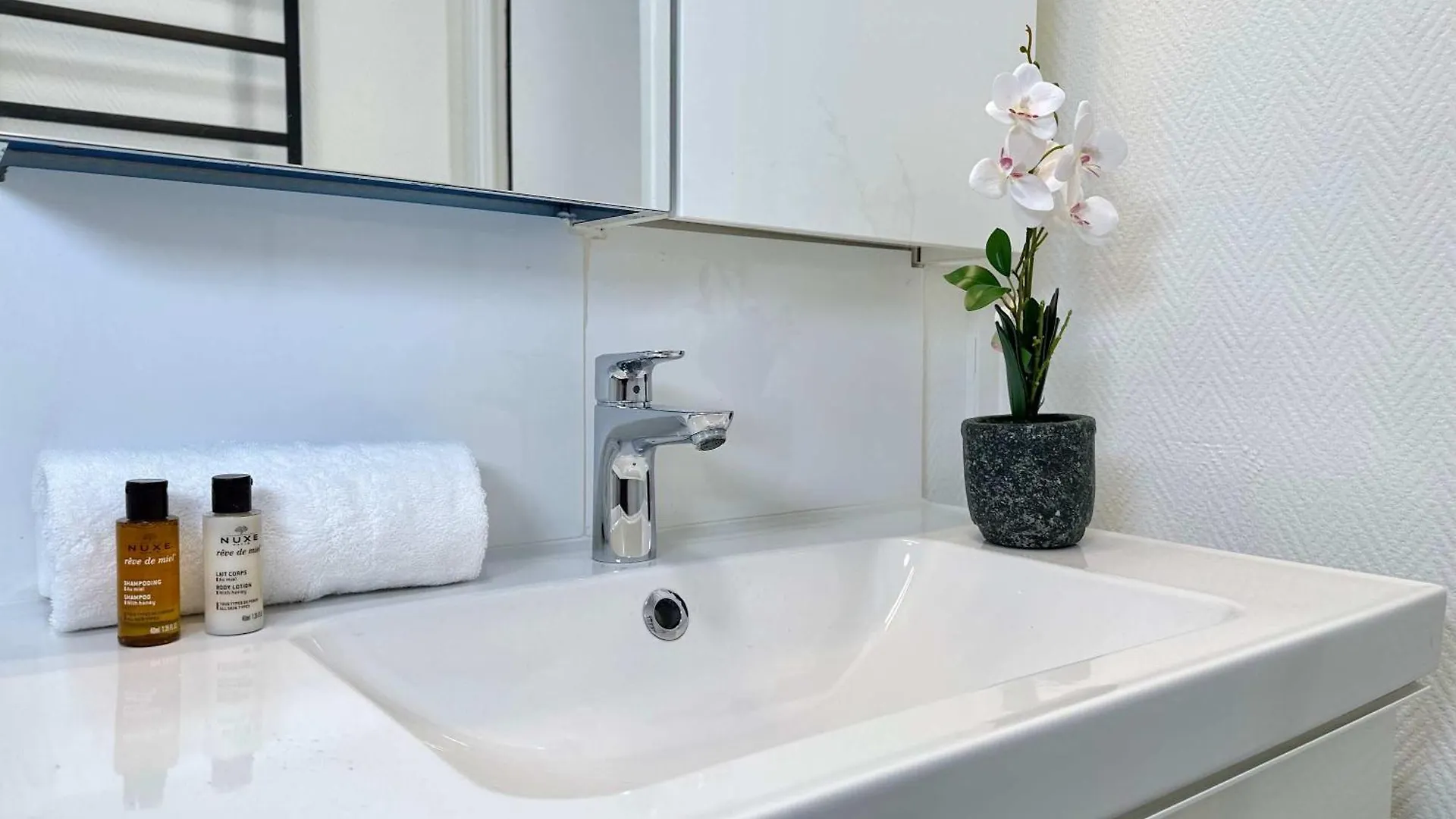 Beautiful Studio Near Parc Des Expositions Paris Apartment